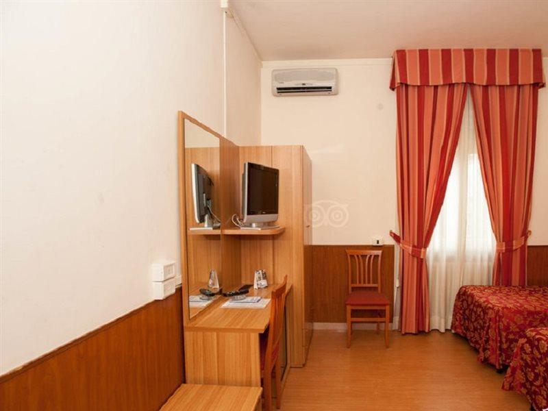 Hotel Cassia Рим Екстер'єр фото